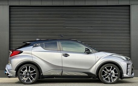 Toyota C-HR I рестайлинг, 2021 год, 1 623 000 рублей, 6 фотография