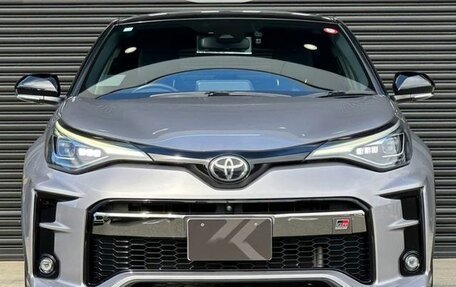 Toyota C-HR I рестайлинг, 2021 год, 1 623 000 рублей, 8 фотография