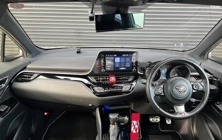 Toyota C-HR I рестайлинг, 2021 год, 1 623 000 рублей, 12 фотография