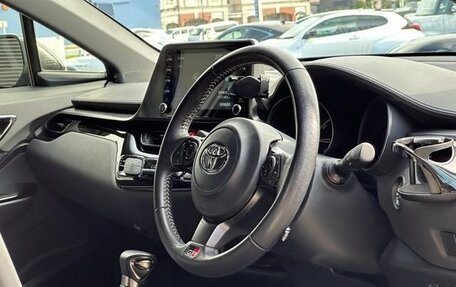 Toyota C-HR I рестайлинг, 2021 год, 1 623 000 рублей, 14 фотография