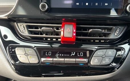 Toyota C-HR I рестайлинг, 2021 год, 1 623 000 рублей, 15 фотография