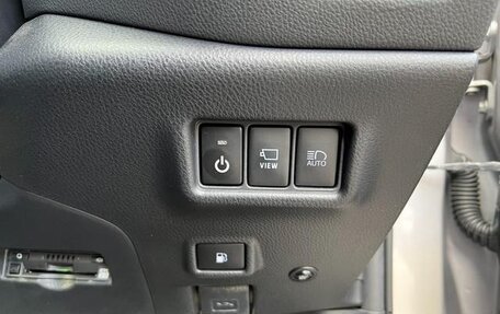 Toyota C-HR I рестайлинг, 2021 год, 1 623 000 рублей, 16 фотография