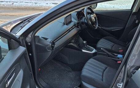 Mazda Demio IV, 2016 год, 890 000 рублей, 11 фотография