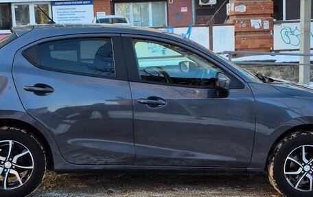 Mazda Demio IV, 2016 год, 890 000 рублей, 8 фотография