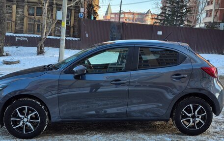 Mazda Demio IV, 2016 год, 890 000 рублей, 4 фотография
