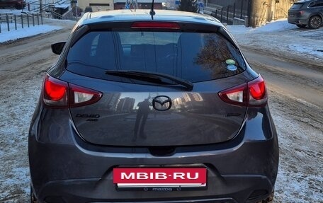 Mazda Demio IV, 2016 год, 890 000 рублей, 6 фотография