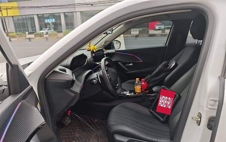 Peugeot 2008 II, 2022 год, 1 100 111 рублей, 5 фотография