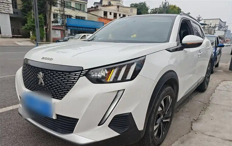 Peugeot 2008 II, 2022 год, 1 100 111 рублей, 8 фотография