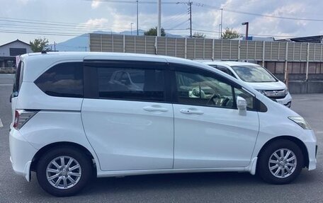 Honda Freed I, 2016 год, 743 000 рублей, 6 фотография