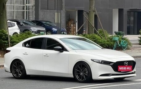 Mazda 3, 2021 год, 1 800 000 рублей, 3 фотография