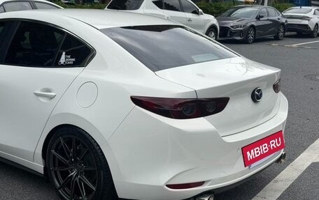 Mazda 3, 2021 год, 1 800 000 рублей, 8 фотография