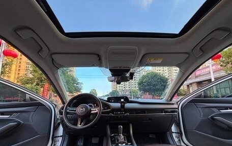 Mazda 3, 2021 год, 1 800 000 рублей, 7 фотография