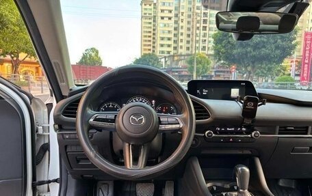 Mazda 3, 2021 год, 1 800 000 рублей, 8 фотография