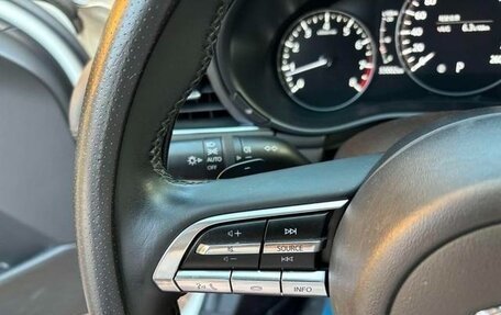 Mazda 3, 2021 год, 1 800 000 рублей, 15 фотография