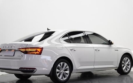 Skoda Superb III рестайлинг, 2021 год, 2 214 978 рублей, 7 фотография