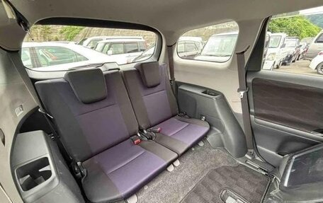Toyota Wish II, 2012 год, 1 102 000 рублей, 21 фотография