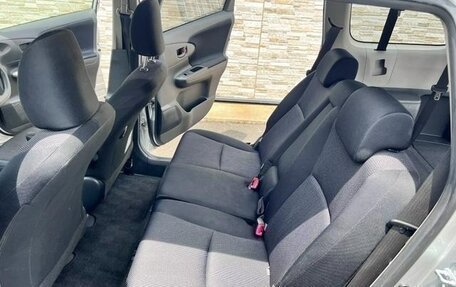 Toyota Wish II, 2012 год, 1 098 000 рублей, 25 фотография