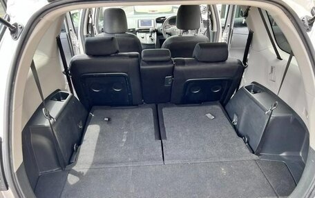 Toyota Wish II, 2012 год, 1 098 000 рублей, 30 фотография