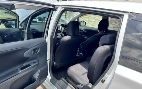 Toyota Wish II, 2012 год, 1 098 000 рублей, 28 фотография