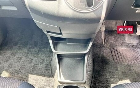 Toyota Wish II, 2012 год, 1 098 000 рублей, 16 фотография