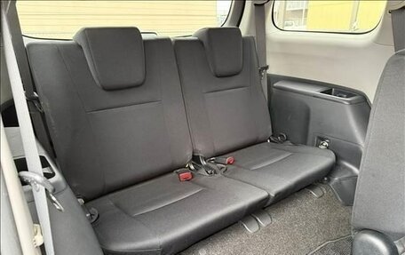 Toyota Wish II, 2013 год, 1 145 000 рублей, 13 фотография