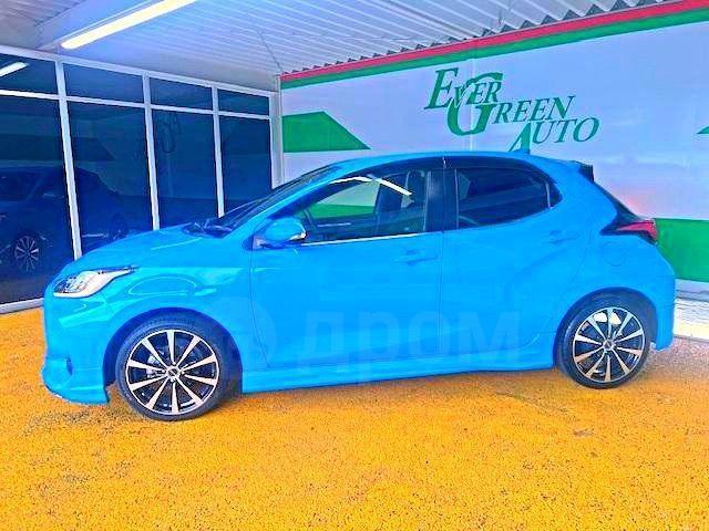 Toyota Yaris III рестайлинг 2, 2022 год, 1 250 000 рублей, 9 фотография