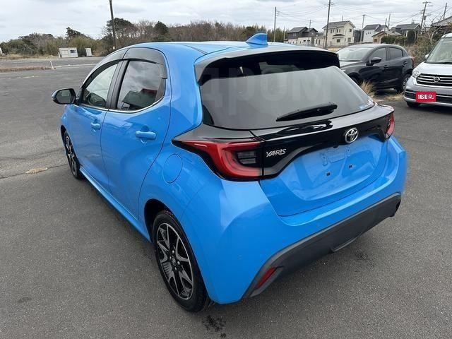 Toyota Yaris III рестайлинг 2, 2021 год, 650 000 рублей, 6 фотография