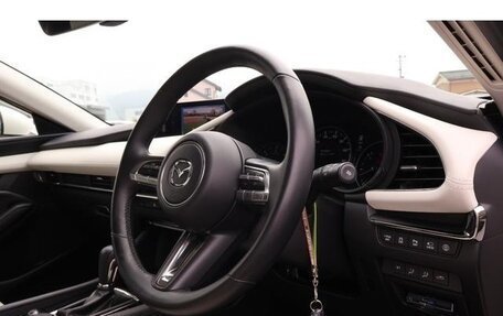 Mazda 3, 2022 год, 1 250 000 рублей, 13 фотография