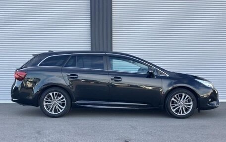 Toyota Avensis III рестайлинг, 2018 год, 1 390 000 рублей, 3 фотография