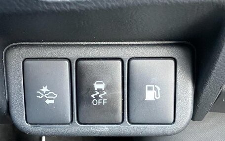 Toyota Avensis III рестайлинг, 2018 год, 1 390 000 рублей, 20 фотография