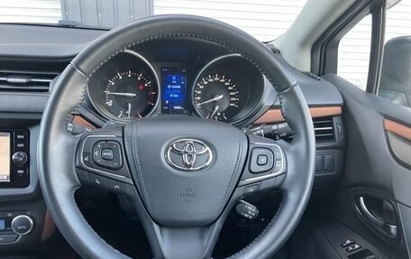 Toyota Avensis III рестайлинг, 2018 год, 1 390 000 рублей, 12 фотография