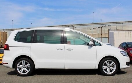 Volkswagen Sharan II, 2016 год, 910 000 рублей, 8 фотография