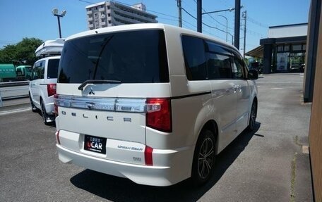 Mitsubishi Delica D:5 I, 2022 год, 2 740 000 рублей, 3 фотография