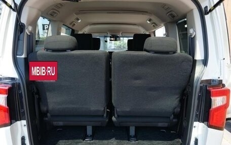 Mitsubishi Delica D:5 I, 2022 год, 2 740 000 рублей, 8 фотография