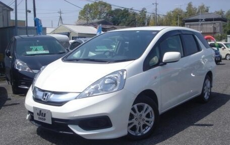 Honda Fit Shuttle I рестайлинг, 2015 год, 740 000 рублей, 3 фотография