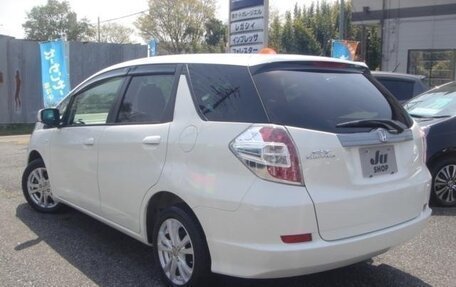 Honda Fit Shuttle I рестайлинг, 2015 год, 740 000 рублей, 4 фотография