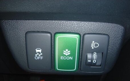 Honda Fit Shuttle I рестайлинг, 2015 год, 740 000 рублей, 14 фотография