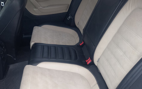 Volkswagen Passat CC I рестайлинг, 2011 год, 950 000 рублей, 2 фотография