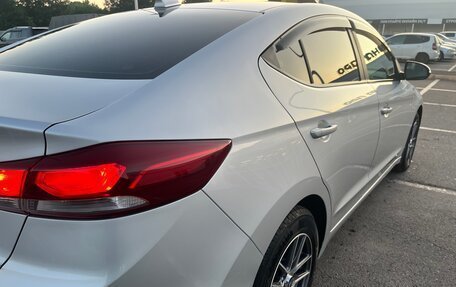 Hyundai Elantra VI рестайлинг, 2018 год, 1 650 000 рублей, 7 фотография