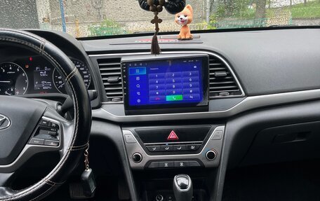 Hyundai Elantra VI рестайлинг, 2018 год, 1 650 000 рублей, 2 фотография