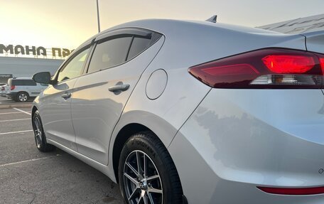 Hyundai Elantra VI рестайлинг, 2018 год, 1 650 000 рублей, 8 фотография