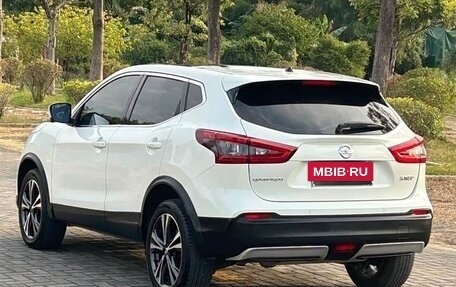 Nissan Qashqai, 2022 год, 1 720 000 рублей, 6 фотография