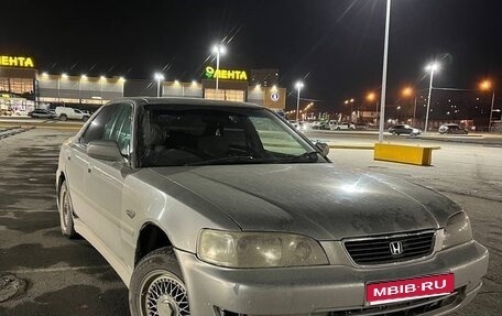 Honda Inspire III, 1995 год, 300 000 рублей, 1 фотография