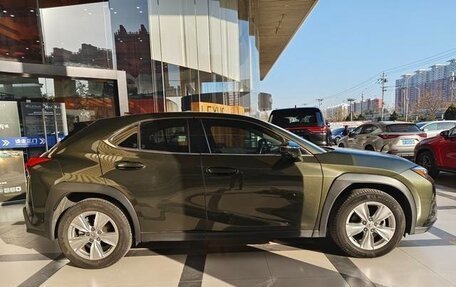 Lexus UX I, 2022 год, 2 612 355 рублей, 8 фотография