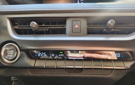 Lexus UX I, 2022 год, 2 612 355 рублей, 12 фотография