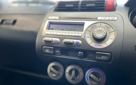 Honda Fit III, 2006 год, 520 000 рублей, 14 фотография