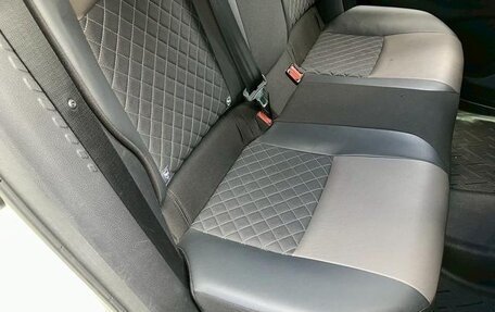 Toyota C-HR I рестайлинг, 2022 год, 2 160 000 рублей, 20 фотография