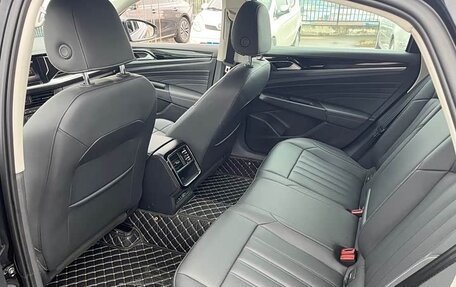 Volkswagen Passat B8 рестайлинг, 2022 год, 1 900 000 рублей, 8 фотография