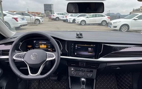 Volkswagen Passat B8 рестайлинг, 2022 год, 1 900 000 рублей, 10 фотография