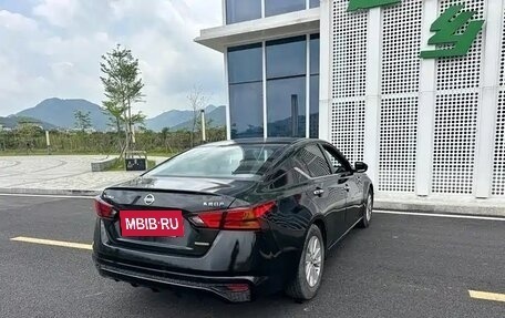 Nissan Altima VI (L34), 2022 год, 1 950 000 рублей, 5 фотография